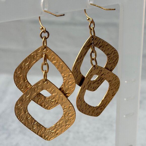 Chicos Y2K Gold Geometric Dangle Earrings Textured Linked Shapes Statement Style - Picture 4 of 13